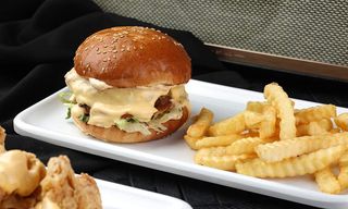 ჩიზბურგერი ორმაგი + ფრი