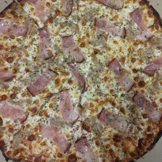 Pizza beicon y atún 