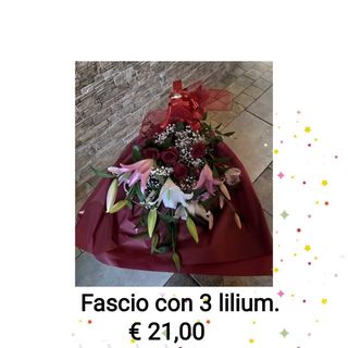 Fascio con 3 lilium