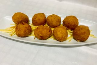 Croquetas De Pollo Y Jamón 