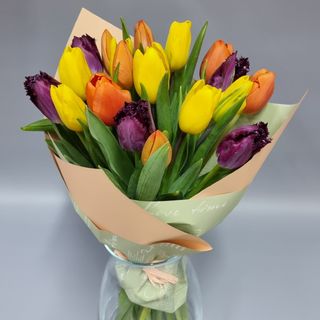 Buchet multicolor 19 lalele