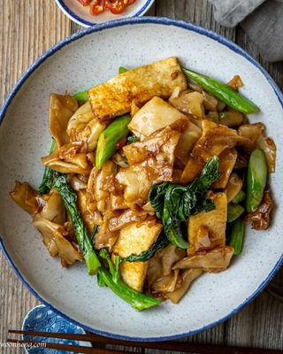 Pad Si-Ew Gai