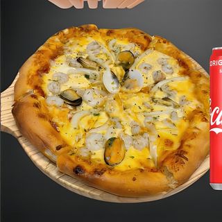 Pizza Fruits De Mer + Boisson
