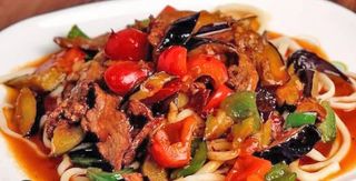 Лагман с Баклажанами  и мясом