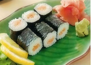 Maki rollo de salmón (6 uds.)