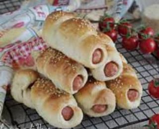 Cartoccio ai würstel