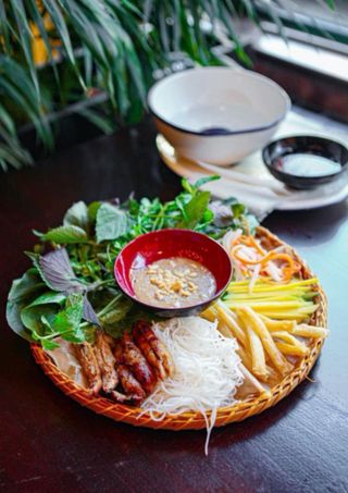Nem Nướng Nha Trang 4os