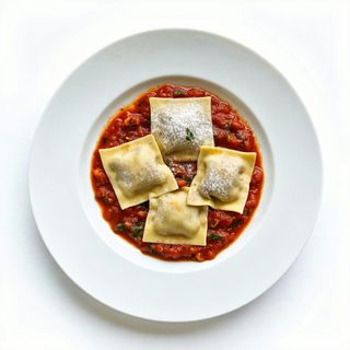 Ravioli al sugo