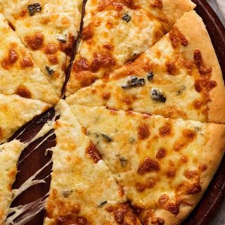 Pizza 4 fromages grande 