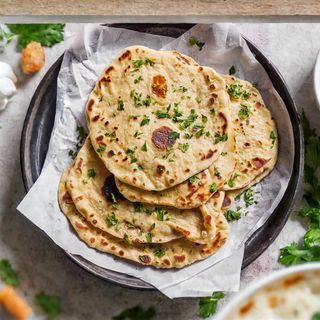 Cheese naan