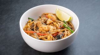 Локшина Удон з морепродуктами та соєвим світ чилі (0,350 г)