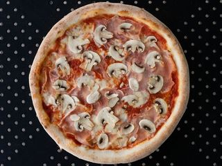 Pizza Capricciosa 45cm
