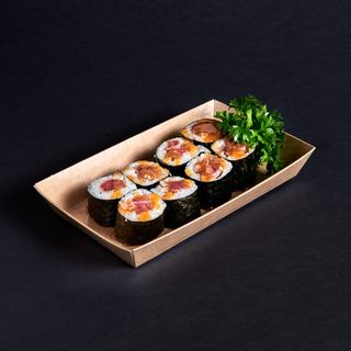Maki de Solomillo con Salsa Miso y Sal Maldon