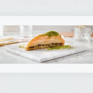 Baklava 1pcs