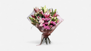 5 ლილიის და 10 სპრეის თაიგული