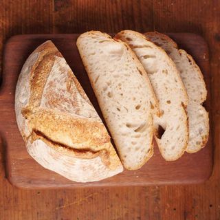 Домашен хляб с квас от пекарната на Petrus (250г)