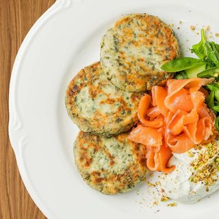 Шпинатні сирники з лососем (260г)