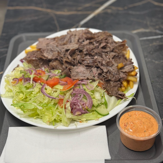 Talerz z mięsem kraftowym