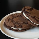 Подвійне печиво з вишнею