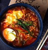 Суп "Рамён" острый с говядиной (400 гр.)