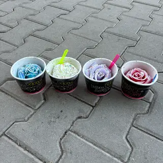 Вечна роза аранжирана като сладолед