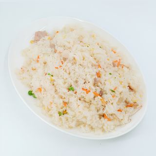 779 Pirinač sa tri vrste mesa i povrćem