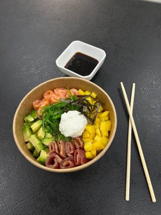 Боул з тунцем (280г)