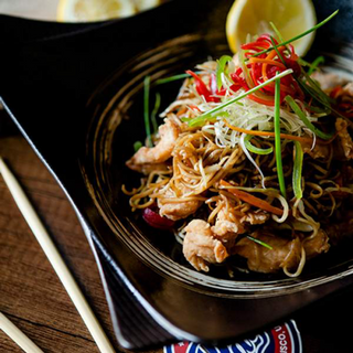  NOUILLES AUX LÉGUMES ET POULET  