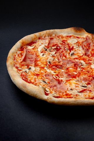 Pizza Regina