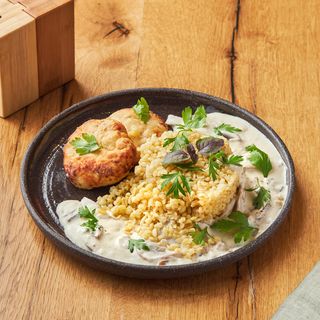 Chiken cutlets with bulgur