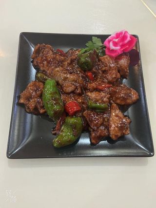 510. Ternera Con Pimientos De Padrón