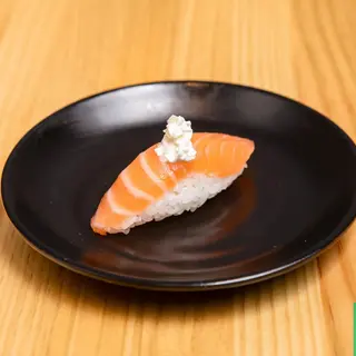 Nigiri Salmón Y Queso (1 Ud.)