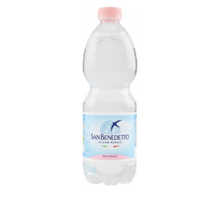Acqua naturale