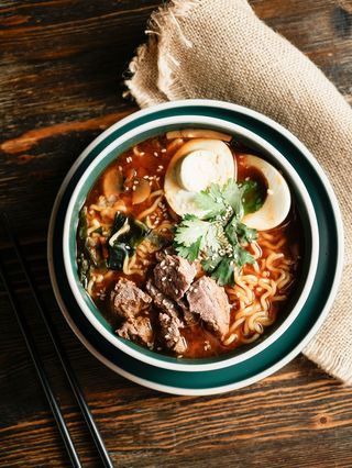 Рамен с говядиной (500г)