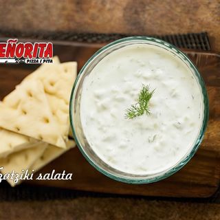 Tzatziki salata
