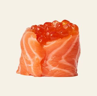 Gunkan salmone e mandorle 3 pezzi