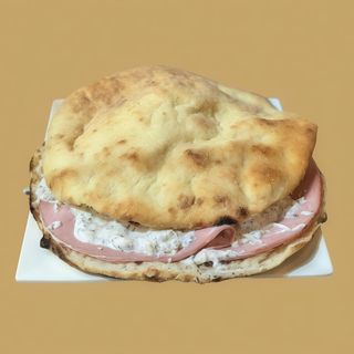PUCCIA MORTADELLA STRACCIATELLA
