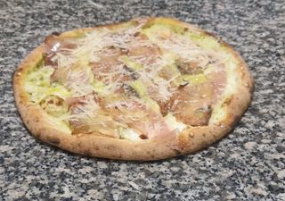 Pizza pesto genovese maxi