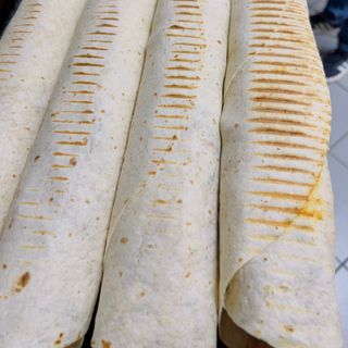 2X tortilla Mega z serem