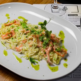 Паста з лососем