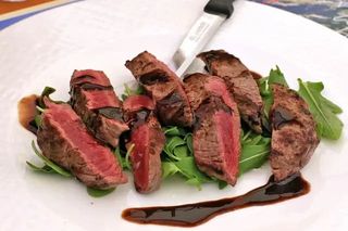 Tagliata di manzo con patate arrosto 400 g