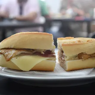 Bocadillos Lomo
