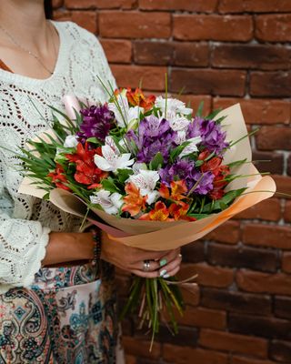 Buchet 11 Alstromelii