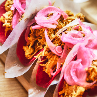 3 TACŌS DE COCHINITA PIBIL