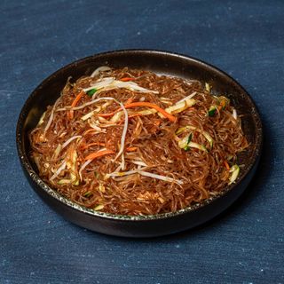 Spaghetti di soia con verdure