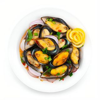 Mejillones picantes a la marinera
