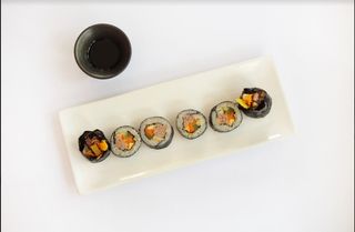 Кимпаб с тунцом (4 шт.)