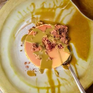 Pancake proteici pistacchio e granola