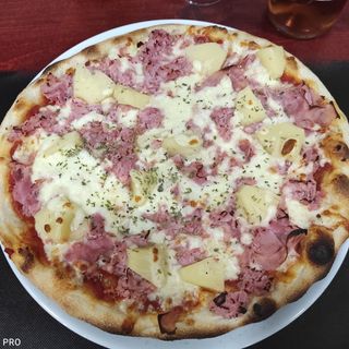 Pizza Hawaiana (Mediana)