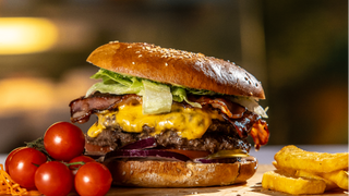 Boss of all bosses z frytkami 200g